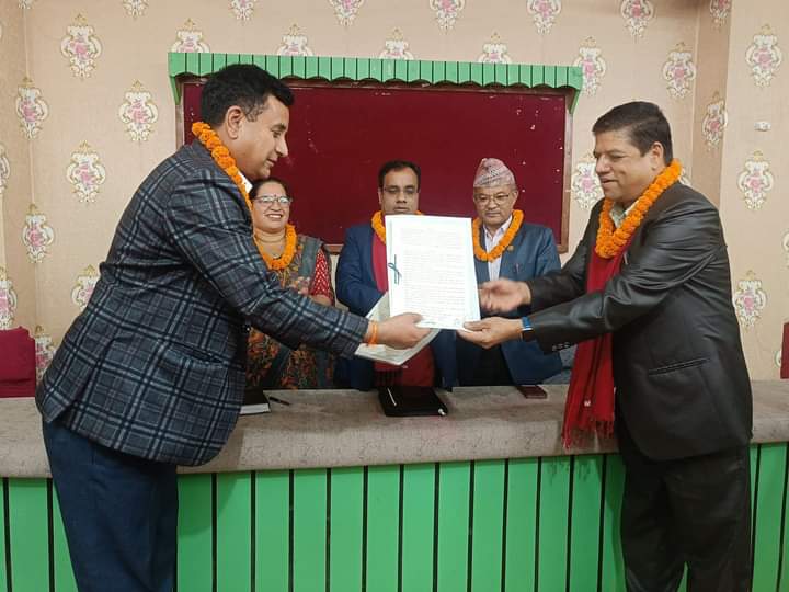जेठको पहिलो साताबाट नै यातायात कार्यालयबाट सेवा प्रारम्भ गर्छौं: मन्त्री लम्साल