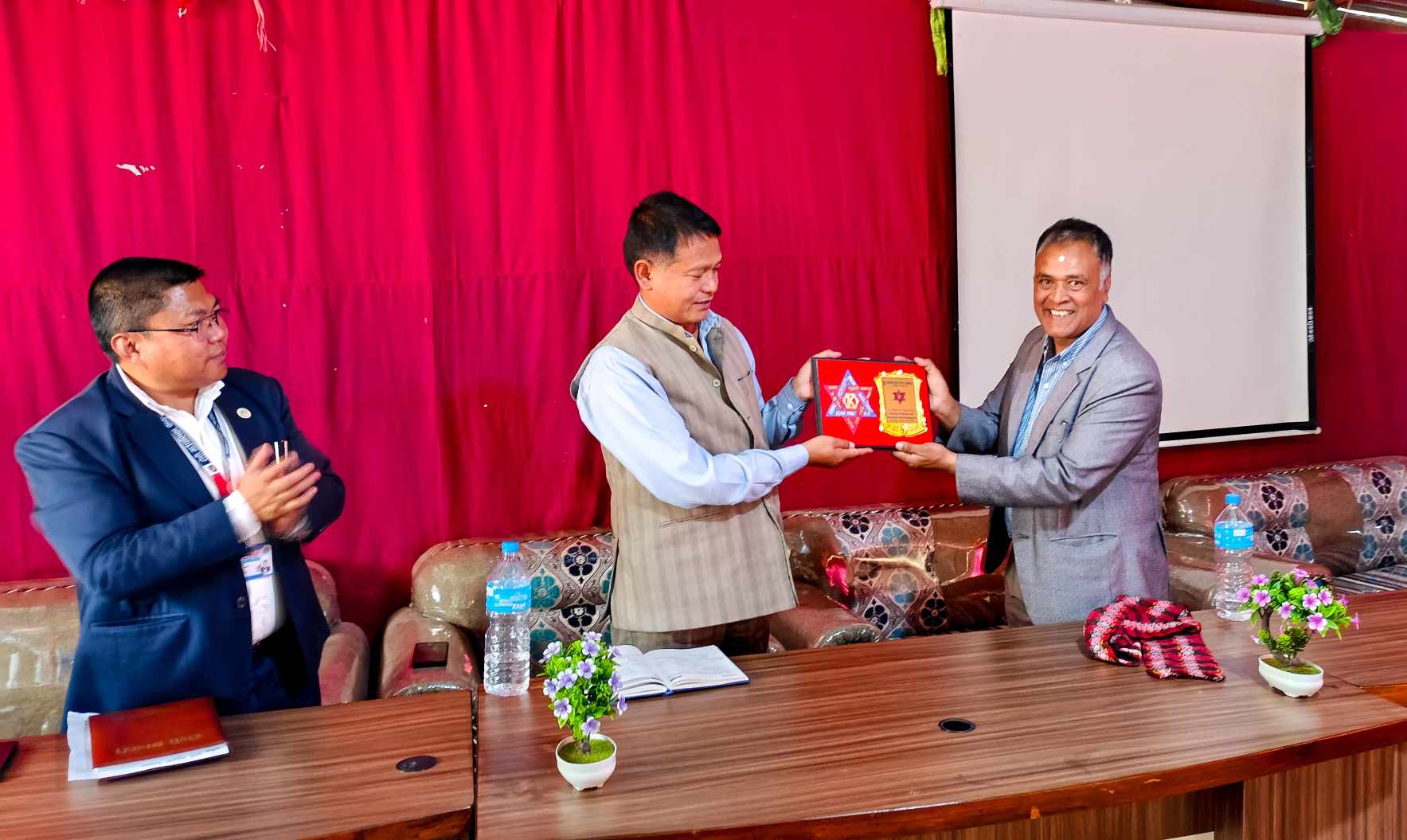 कार्यसम्पादन अध्ययन अवलोकनमा काभ्रे बहुमुखीका विद्यार्थीहरु