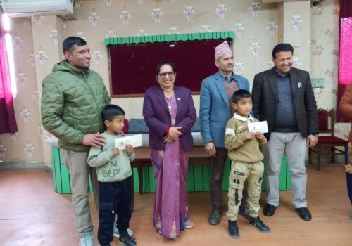आमाबुबाविहिन बालबालिकाहरूलाई बनेपा नगरपालिकाद्वारा २२ जना बालबालिकाहरूलाई सामाजिक सुरक्षा भत्ता वितरण